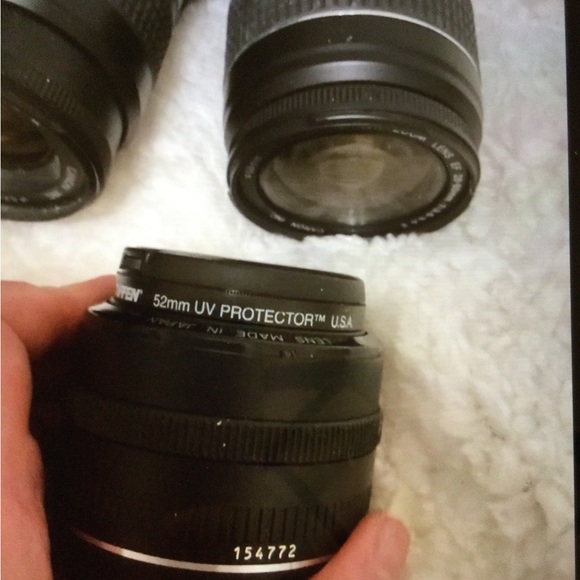 Canon Rebel with two zoom lenses and a wide-angle lens. - Picture 8 of 12